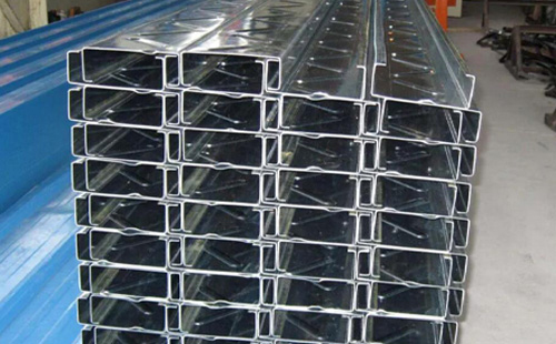 平凉C型钢在轻型平凉钢结构中的选型与施工要点